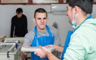 Solidarno preduzetništvo Svg+xml,%3Csvg%20xmlns%3D%27http%3A%2F%2Fwww.w3